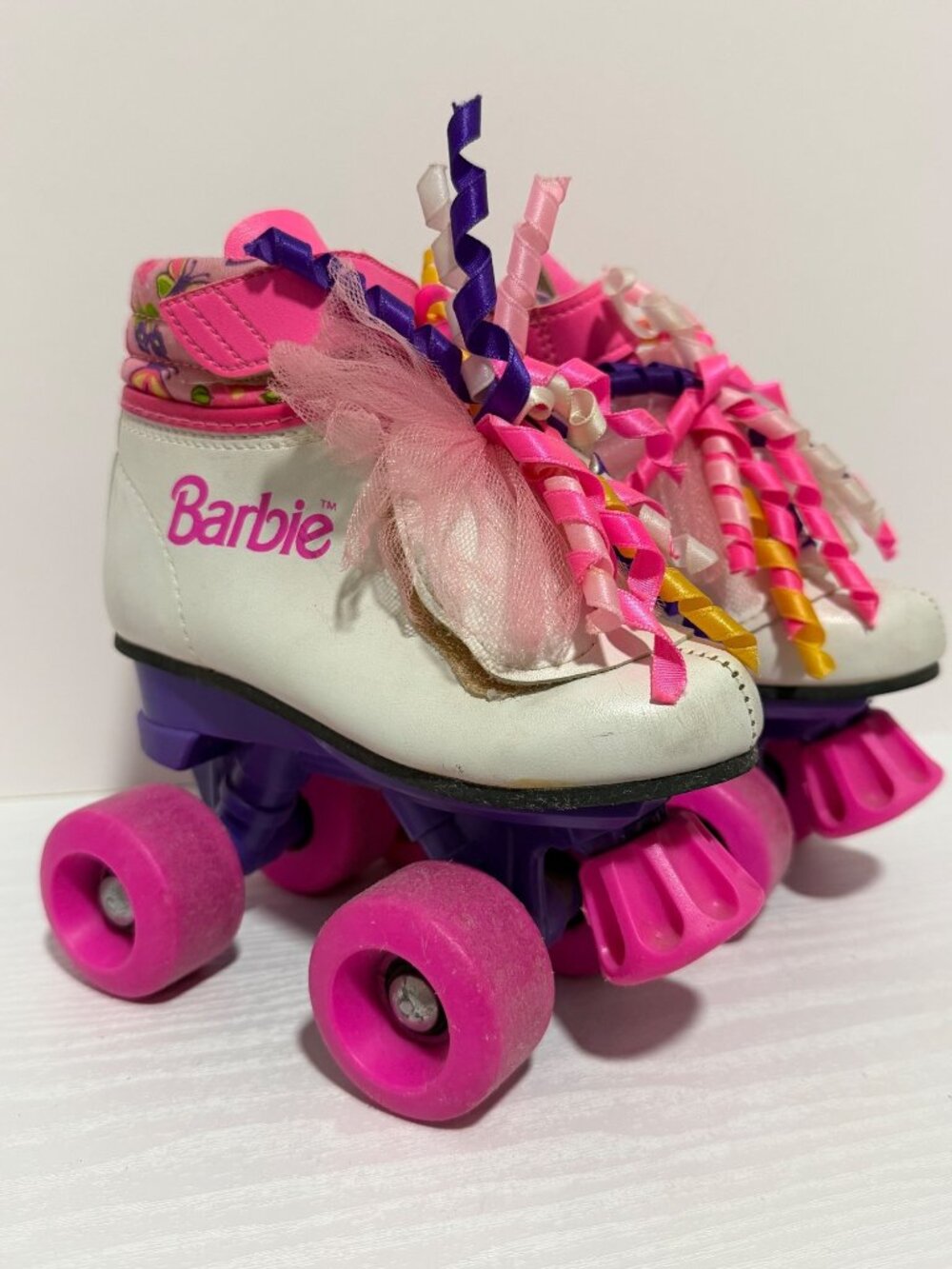Vintage Brookfield Pink Barbie Childs Roller Skates Size 9